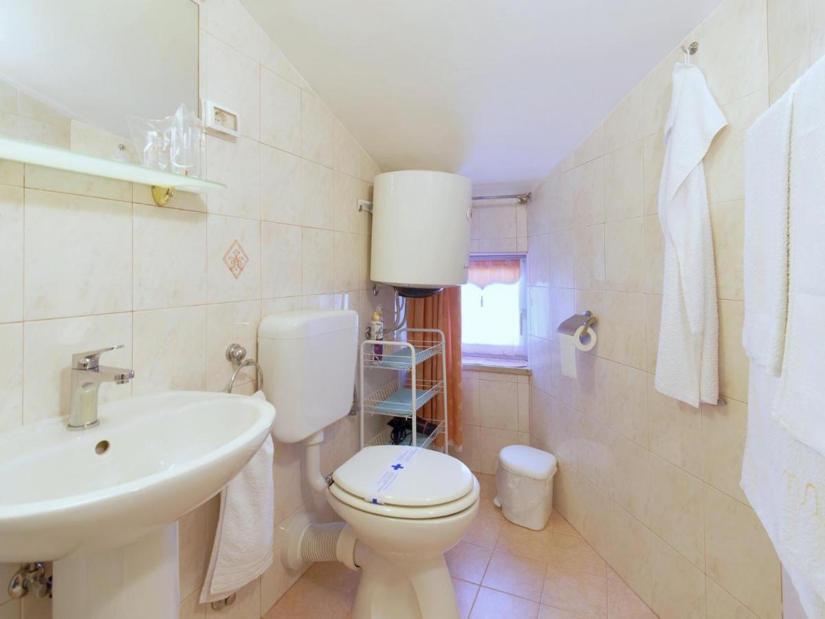 Holiday Home Nevena By Rent Istria Бує Екстер'єр фото