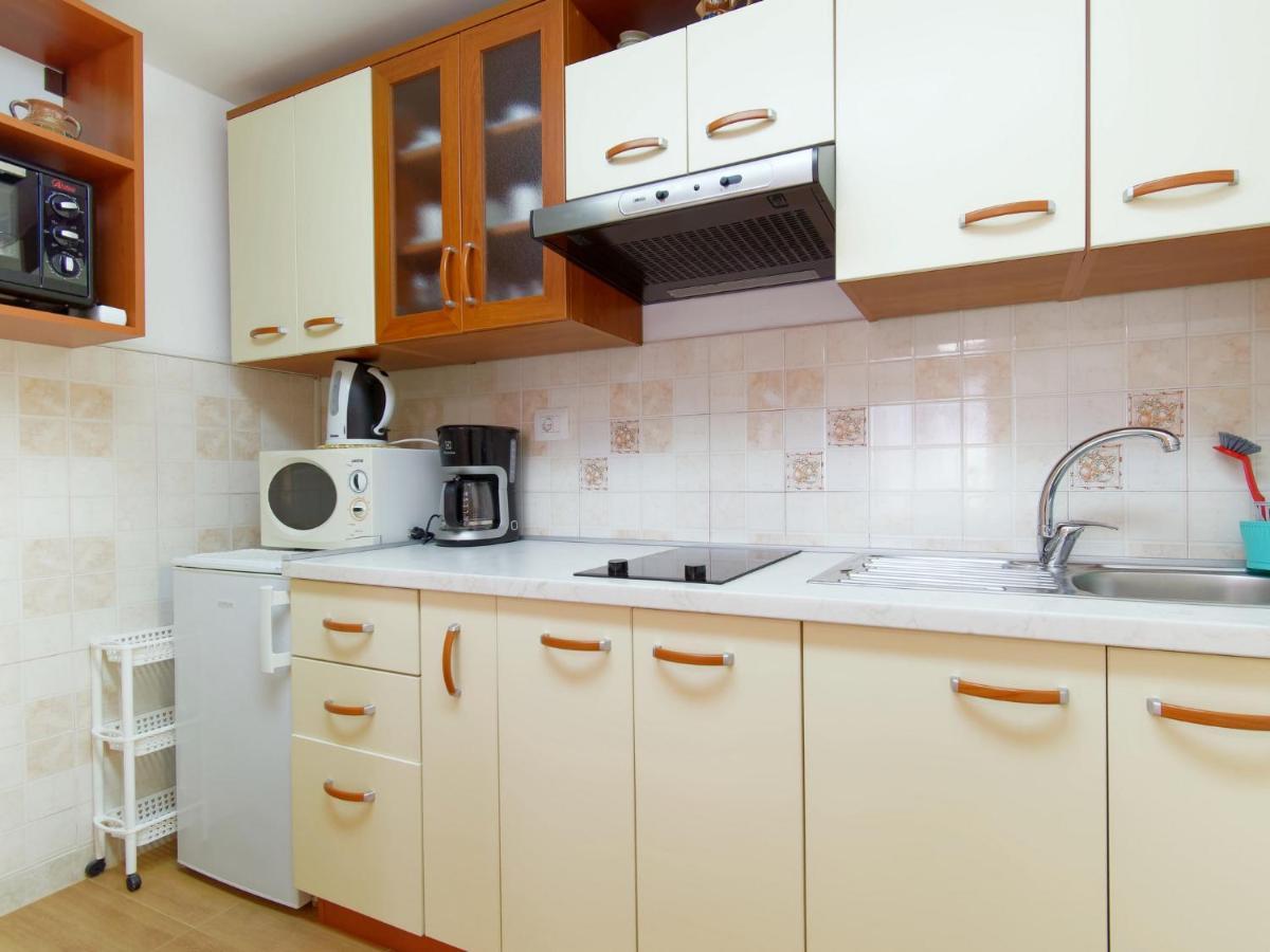 Holiday Home Nevena By Rent Istria Бує Екстер'єр фото